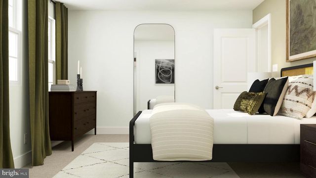 13 RED BARN LN, Bordentown, NJ 08505