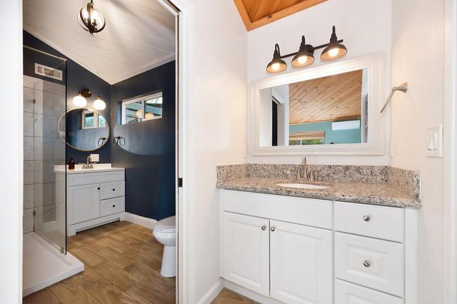 1345 Live Oak Ln, Auburn, CA 95603