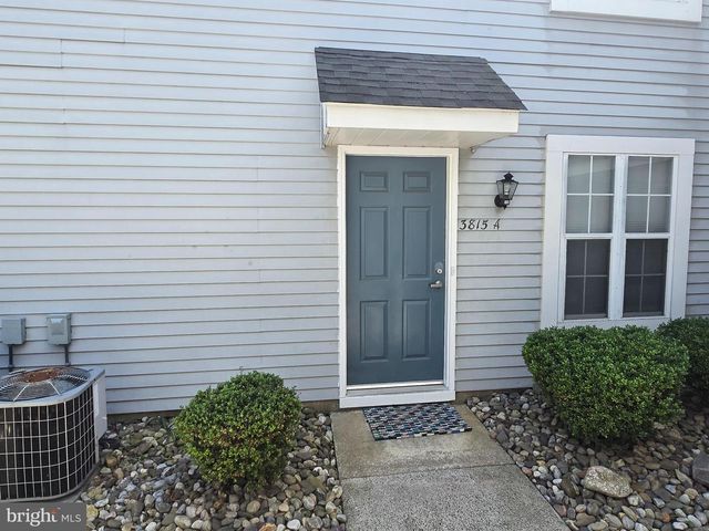 3815-A ADELAIDE DR, Mount Laurel, NJ 08054