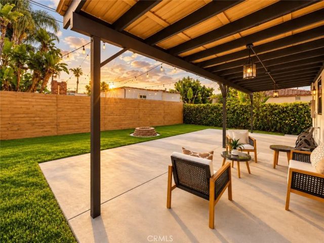 1744 S Genesee Ave, Los Angeles, CA 90019