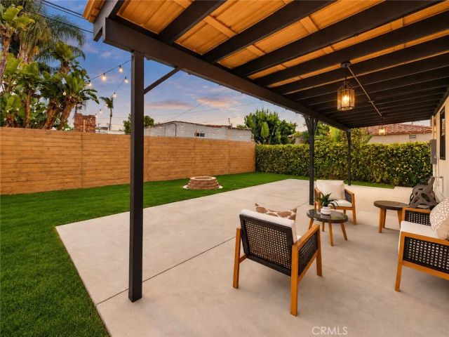 1744 S Genesee Ave, Los Angeles, CA 90019