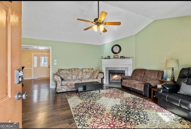 105 Meadow Springs Court, Locust Grove, GA 30248