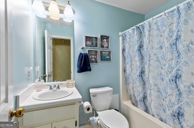 105 Meadow Springs Court, Locust Grove, GA 30248