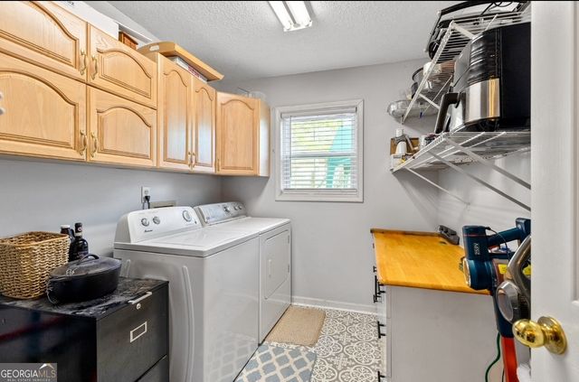 105 Meadow Springs Court, Locust Grove, GA 30248