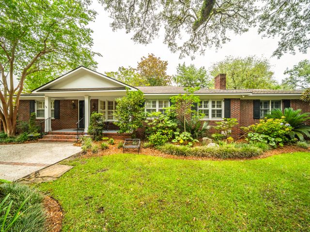 114 Live Oak Drive, Mount Pleasant, SC 29464