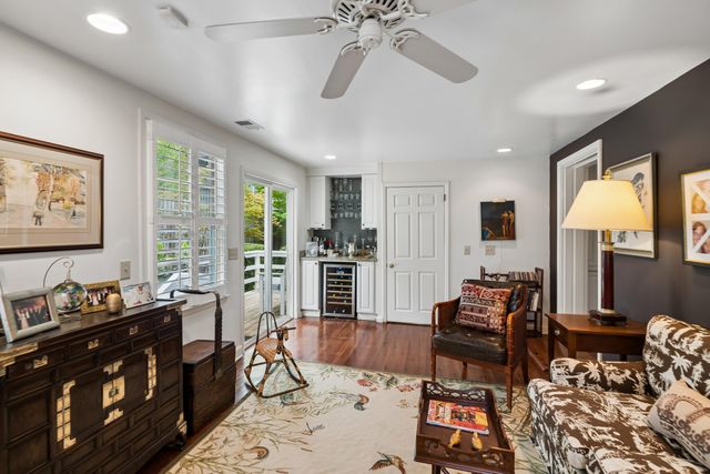 114 Live Oak Drive, Mount Pleasant, SC 29464