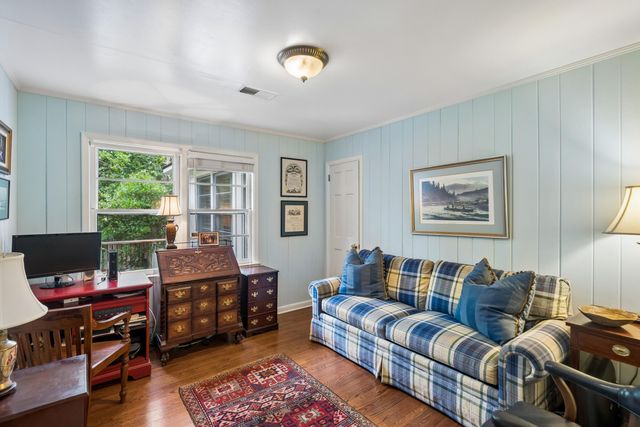 114 Live Oak Drive, Mount Pleasant, SC 29464