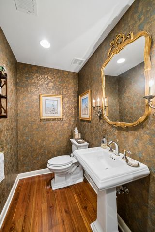 114 Live Oak Drive, Mount Pleasant, SC 29464