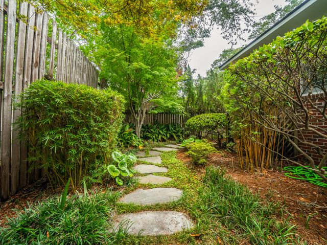 114 Live Oak Drive, Mount Pleasant, SC 29464