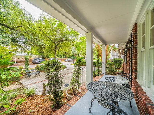 114 Live Oak Drive, Mount Pleasant, SC 29464