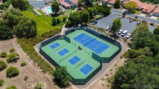 1113 Crescent Bend, Fallbrook, CA 92028