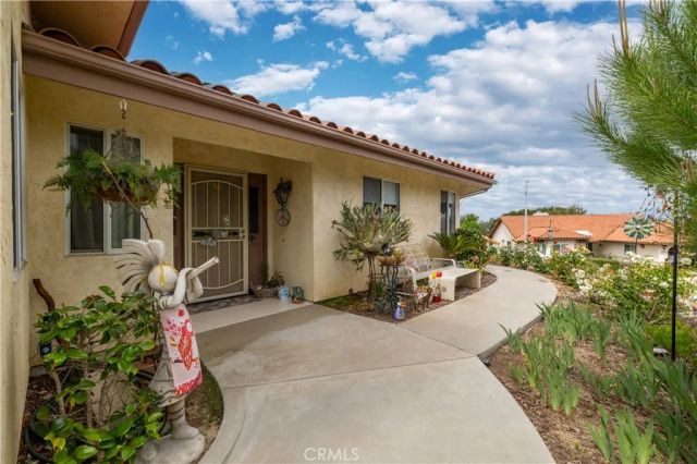 1113 Crescent Bend, Fallbrook, CA 92028