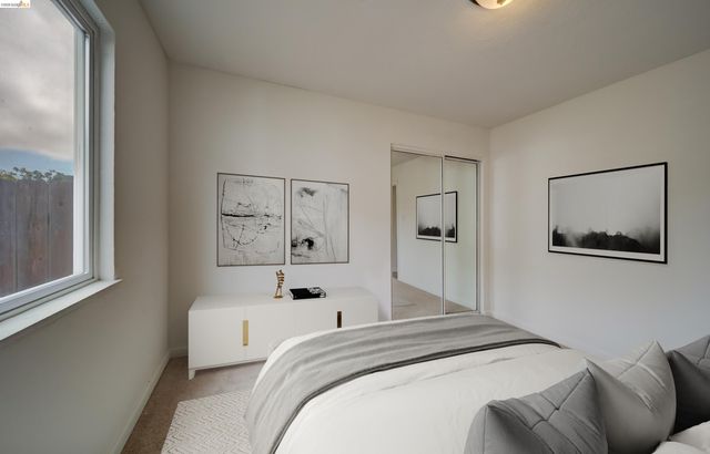 844 37Th St, Richmond, CA 94805