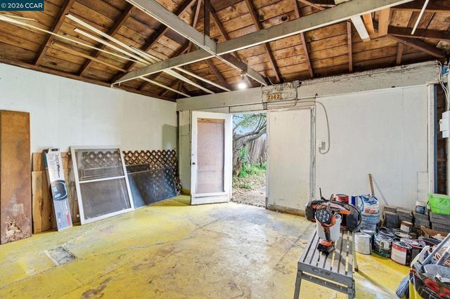 2142 2142 Grant St, Concord, CA 94520