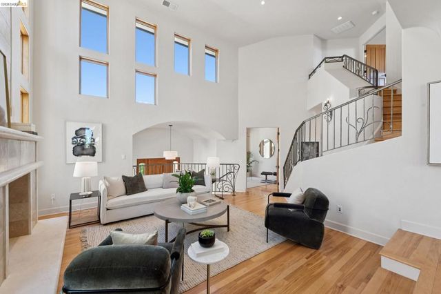 7101 Marlborough Terrace, Berkeley, CA 94705