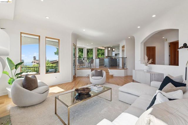 7101 Marlborough Terrace, Berkeley, CA 94705