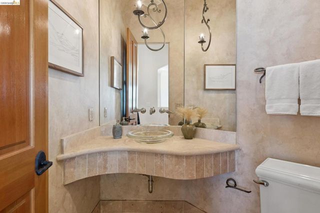 7101 Marlborough Terrace, Berkeley, CA 94705