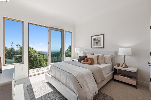 7101 Marlborough Terrace, Berkeley, CA 94705