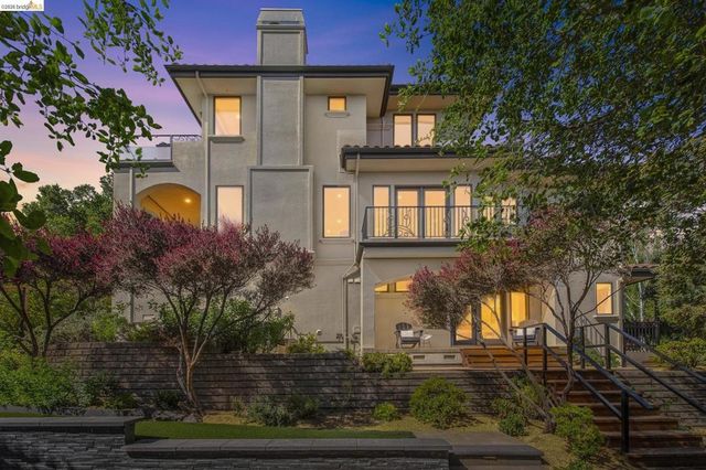 7101 Marlborough Terrace, Berkeley, CA 94705