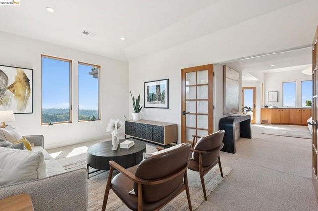 7101 Marlborough Terrace, Berkeley, CA 94705