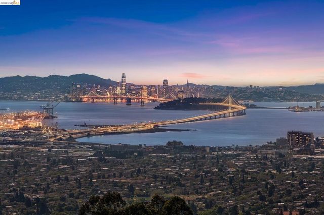 7101 Marlborough Terrace, Berkeley, CA 94705