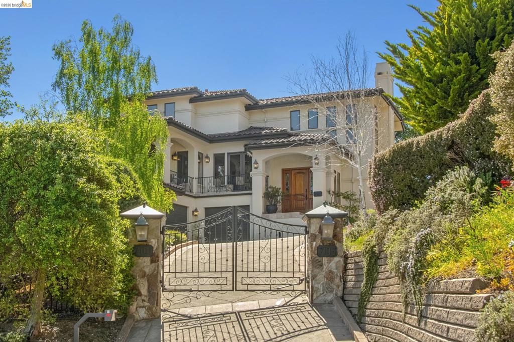 7101 Marlborough Terrace, Berkeley, CA 94705