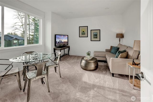 10668 SE 170th Place, Renton, WA 98055