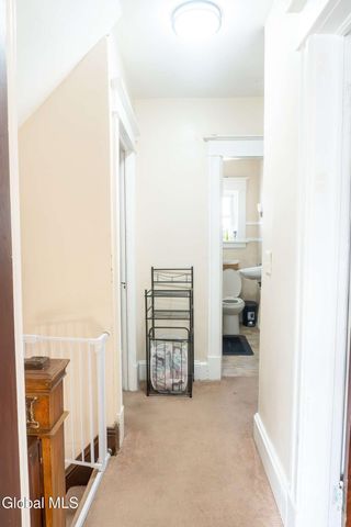 37 Chiswell Street, Schenectady, NY 12304