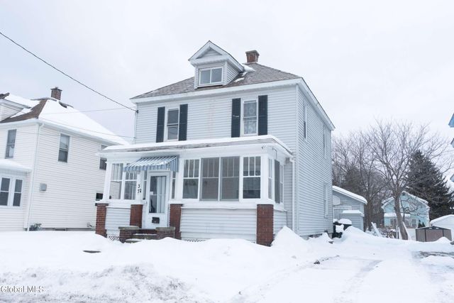 37 Chiswell Street, Schenectady, NY 12304