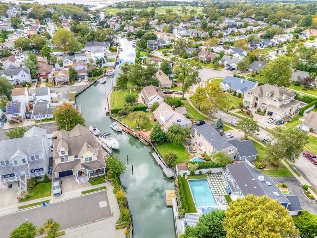 39 Cathay Road, East Rockaway, NY 11518
