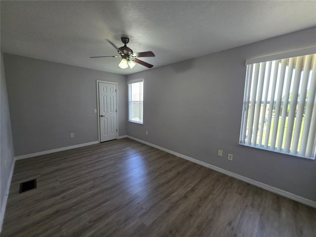 937 WASHINGTON PALM LOOP, Davenport, FL 33897