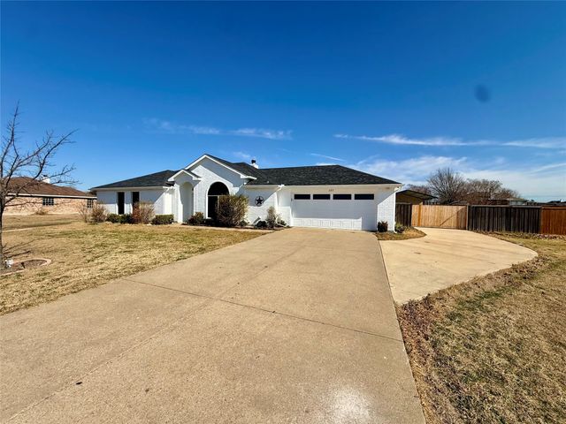 107 Dustin Drive, Fate, TX 75189