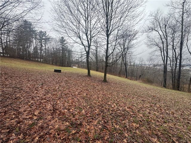 425 Felgar Road, Somerset Boro, PA 15501