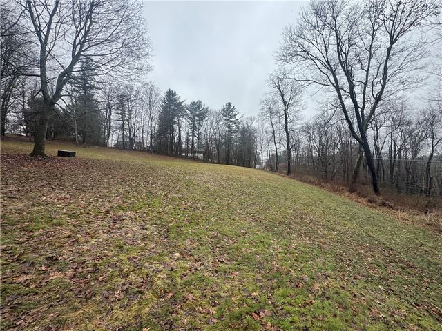 425 Felgar Road, Somerset Boro, PA 15501