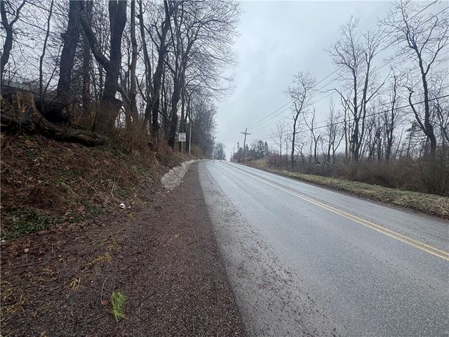 425 Felgar Road, Somerset Boro, PA 15501