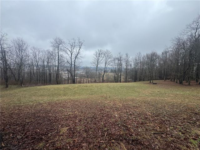 425 Felgar Road, Somerset Boro, PA 15501