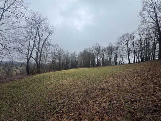 425 Felgar Road, Somerset Boro, PA 15501