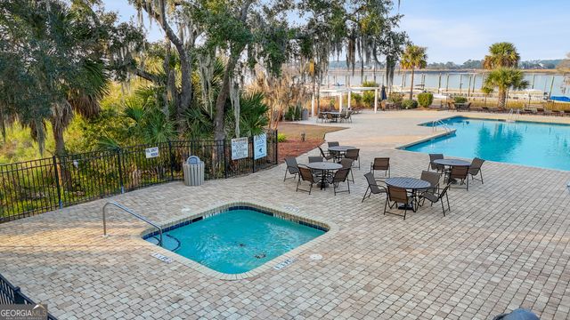 2 Rum Runners Alley, Savannah, GA 31411