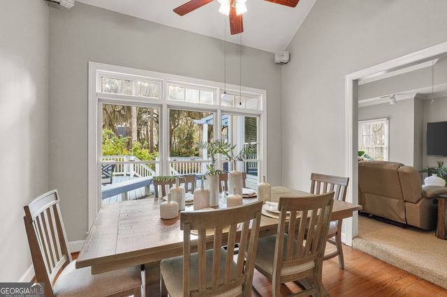 2 Rum Runners Alley, Savannah, GA 31411