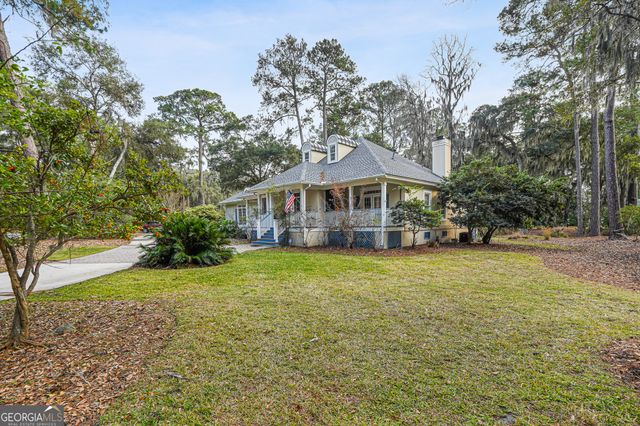 2 Rum Runners Alley, Savannah, GA 31411