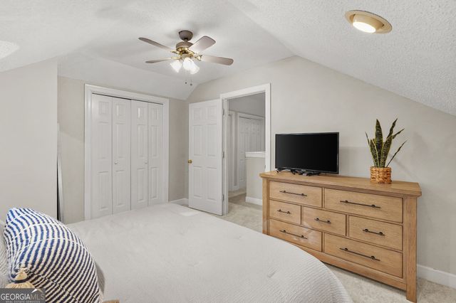 2 Rum Runners Alley, Savannah, GA 31411