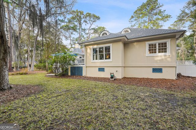 2 Rum Runners Alley, Savannah, GA 31411