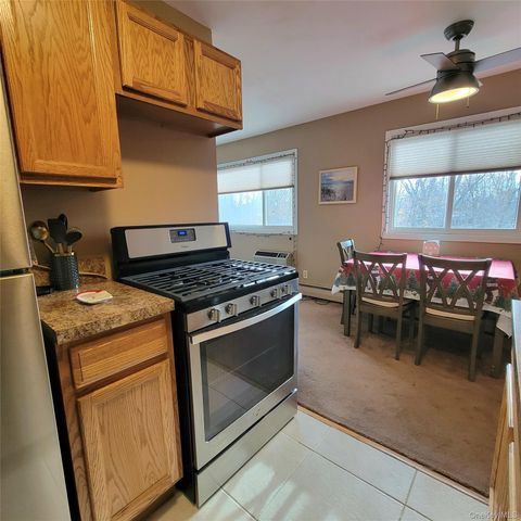 355 Route 111 6, Smithtown, NY 11787