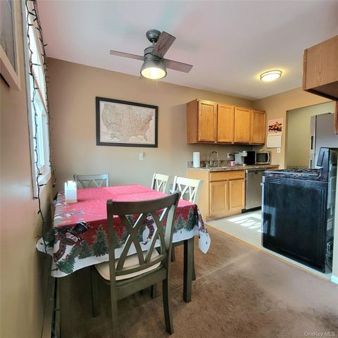 355 Route 111 6, Smithtown, NY 11787