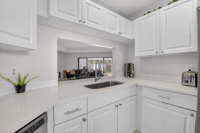 19881 VILLA MEDICI Place, Boca Raton, FL 33434