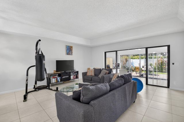 19881 VILLA MEDICI Place, Boca Raton, FL 33434