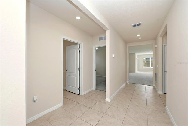 2725 DUMONT LANE, Tavares, FL 32778