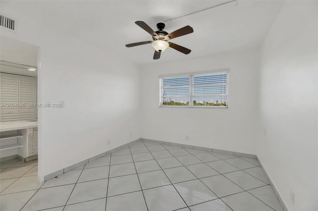 220 SW 9th Ave 501, Hallandale Beach, FL 33009