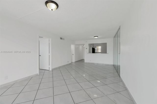 220 SW 9th Ave 501, Hallandale Beach, FL 33009