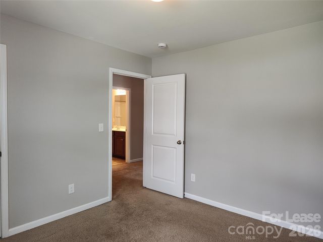 6731 Broad Valley Court, Charlotte, NC 28216
